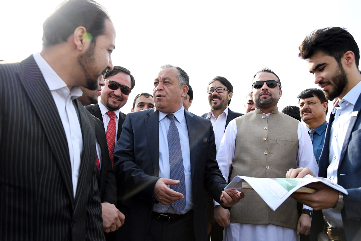 توزیع زمین