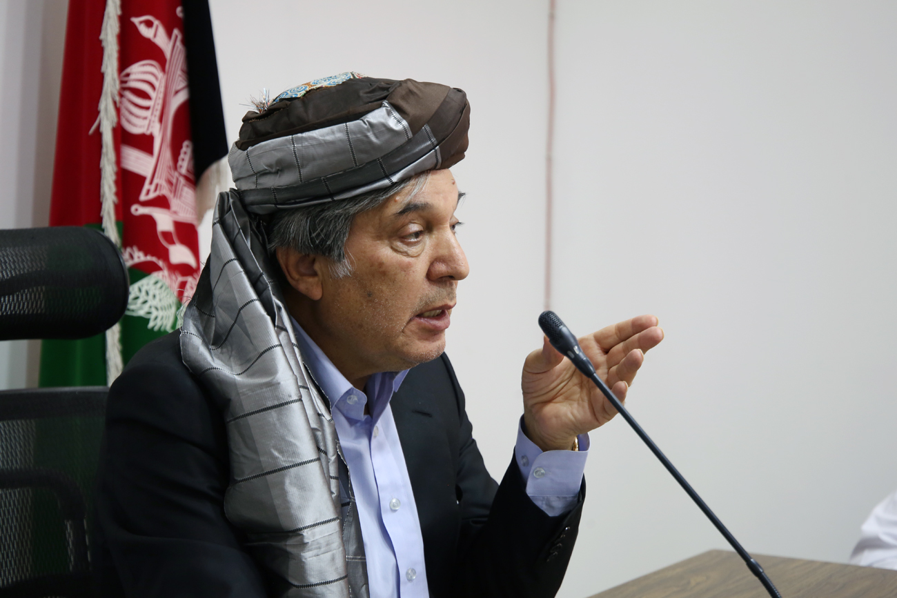دیدار محترم محمود کرزی با والی میدان وردک