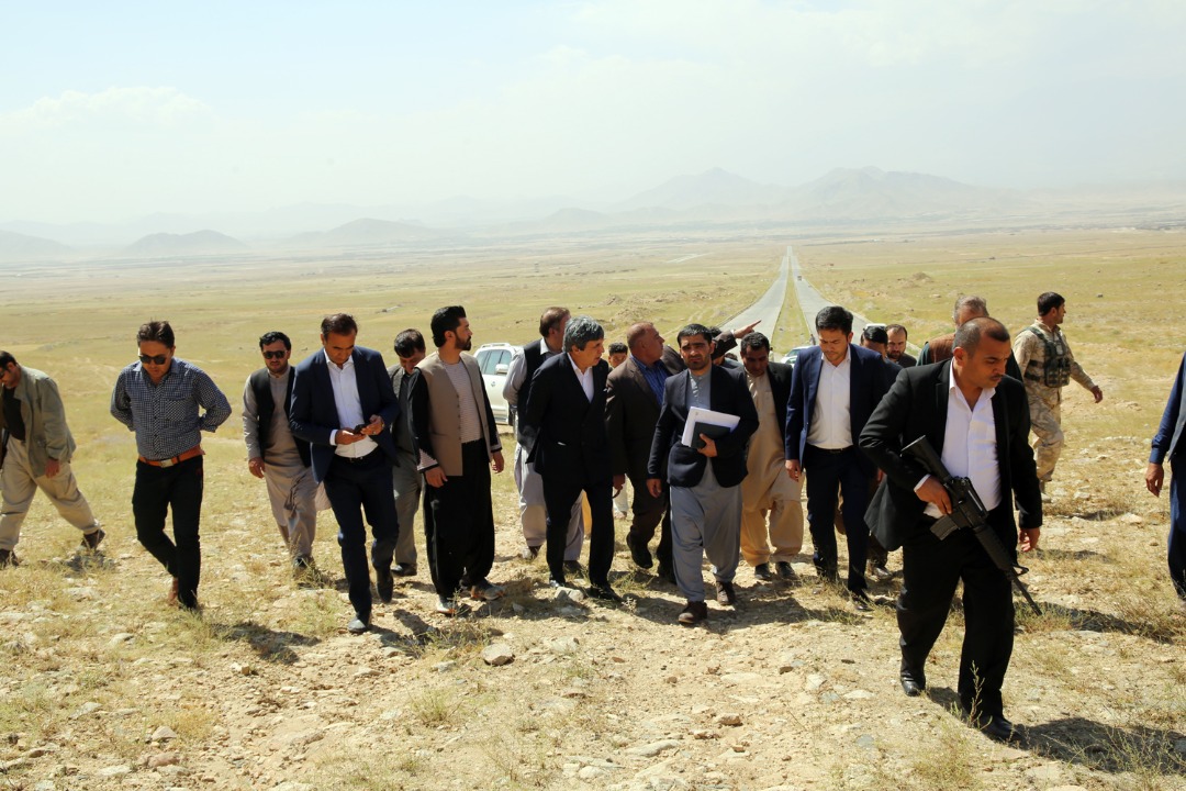 سرپرست وزارت شهرسازی و اراضی از شهرک پیروزی بازدید نمود